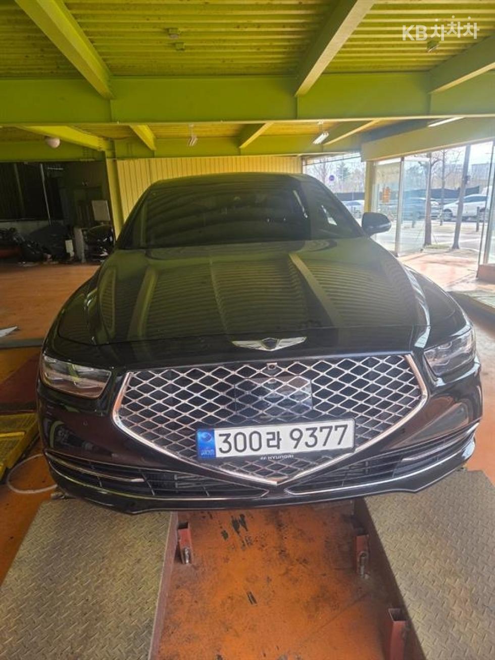 جينيسيس G90