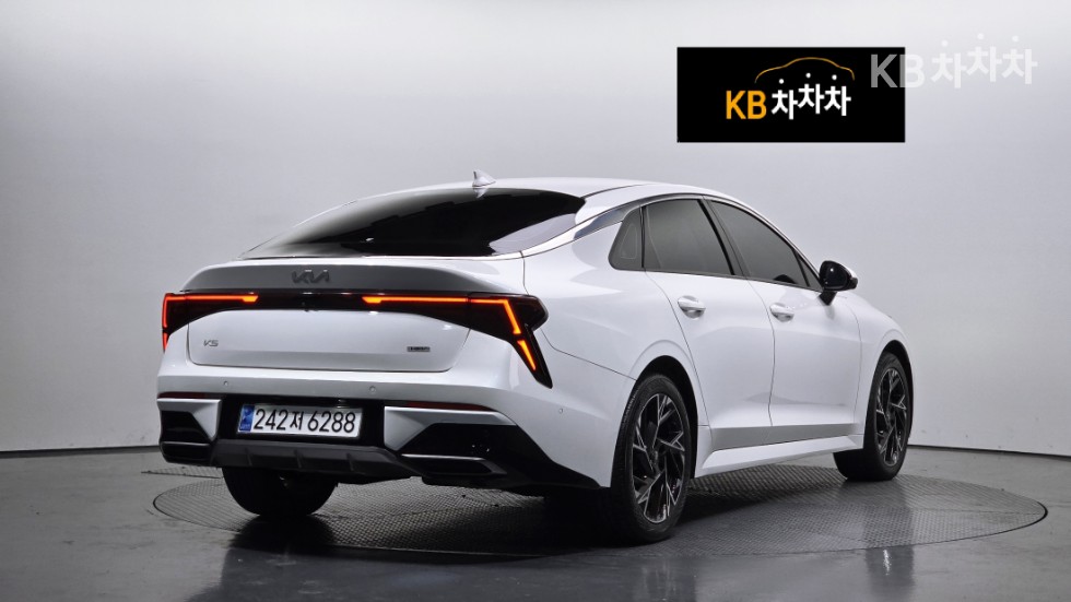 2024 - kia k5