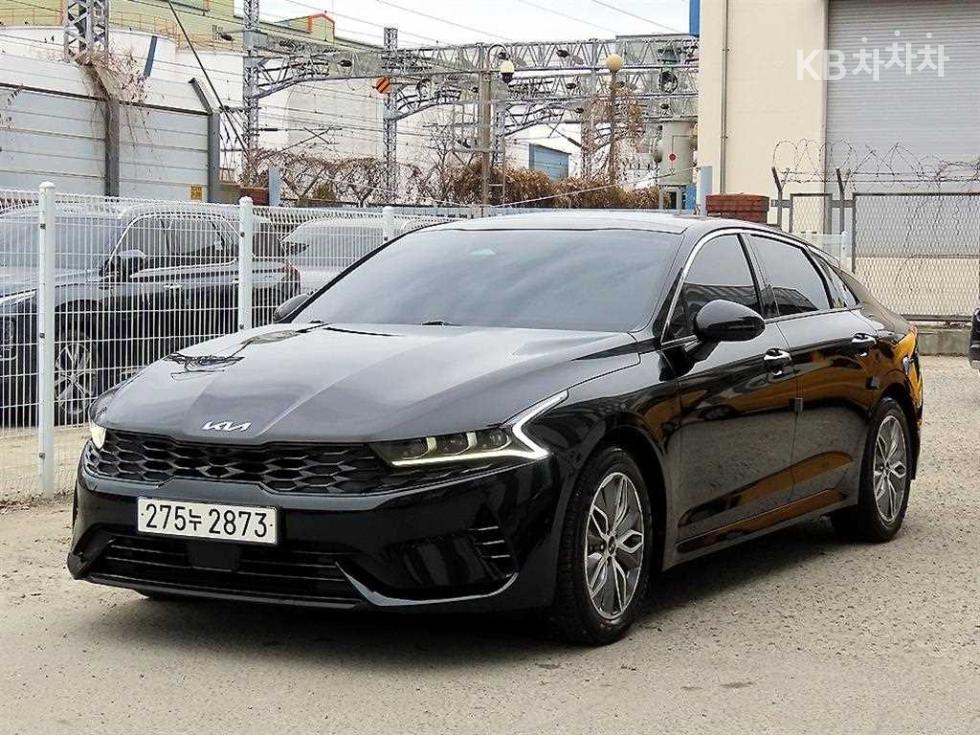 2023 - kia k5