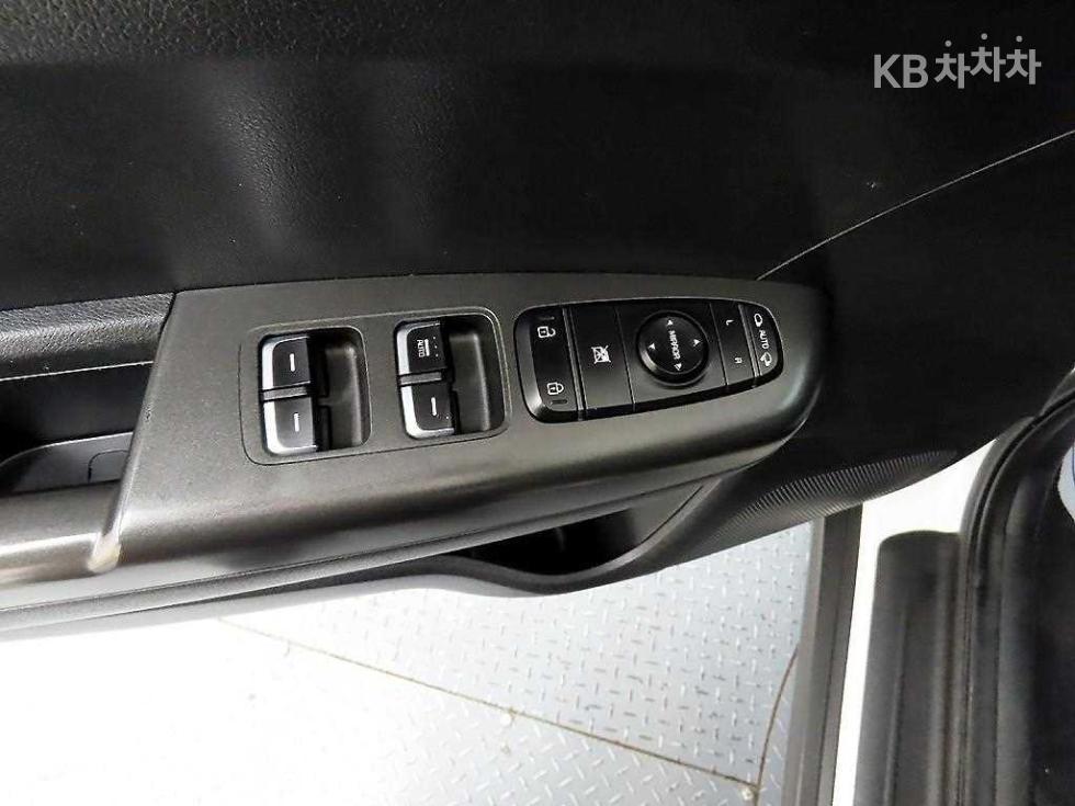 2019 - kia sportage