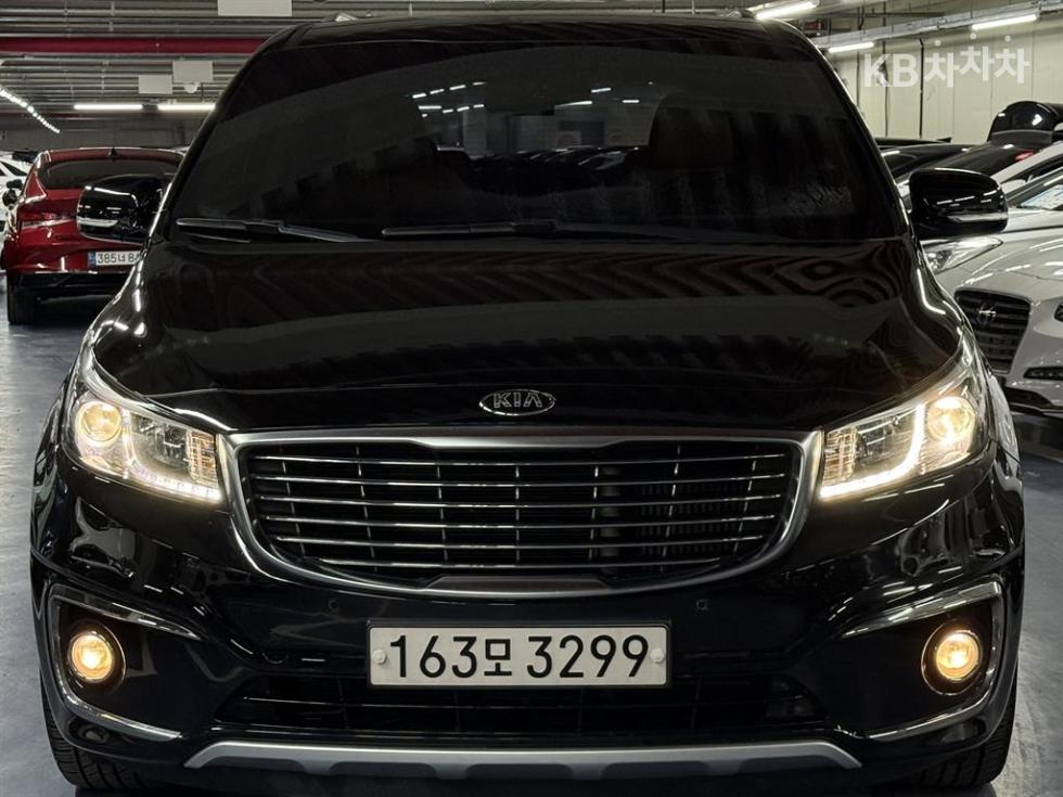 2017 - kia carnival