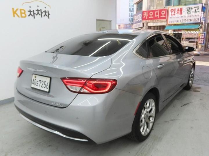 Chrysler 200 2.4 C 4