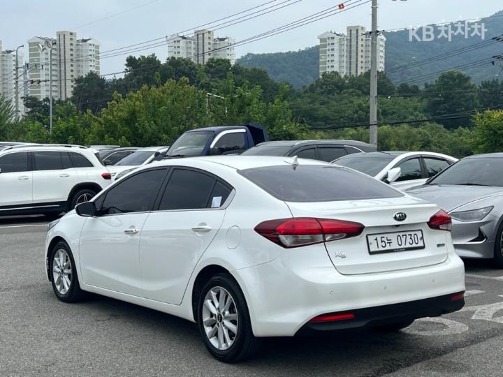 Kia K3 Diesel 1.6 Diesel Trendy Base Type 5