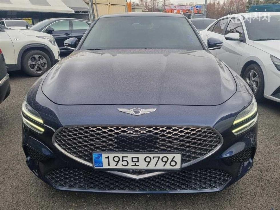 Genesis 더 뉴 G70 2.0T 4WD 스탠다드 - фото 1