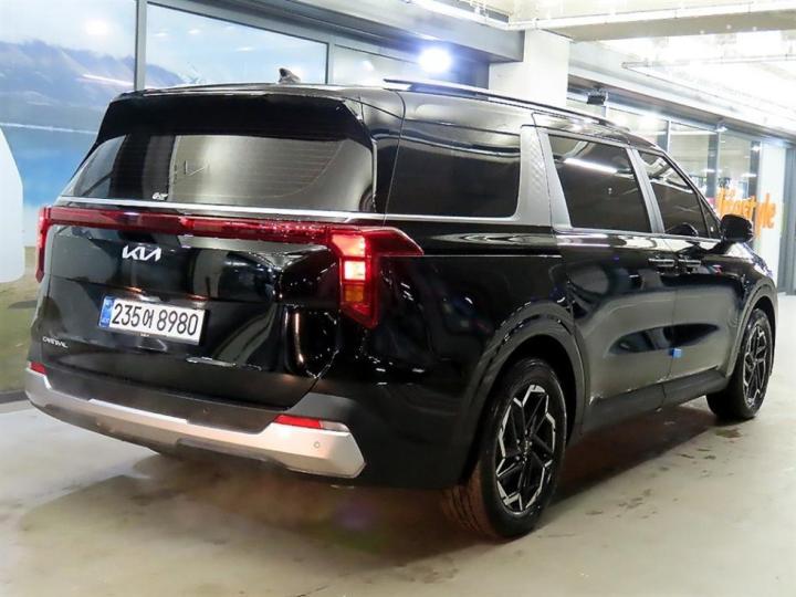 Kia Carnival G3.5 GDI Prestige 5