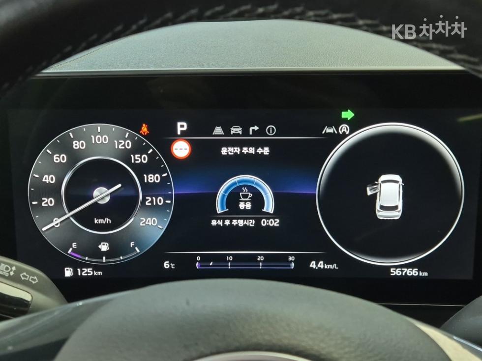2022 - kia sportage
