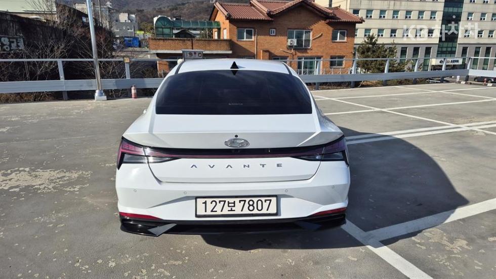 Hyundai Avante — miniaturë 2