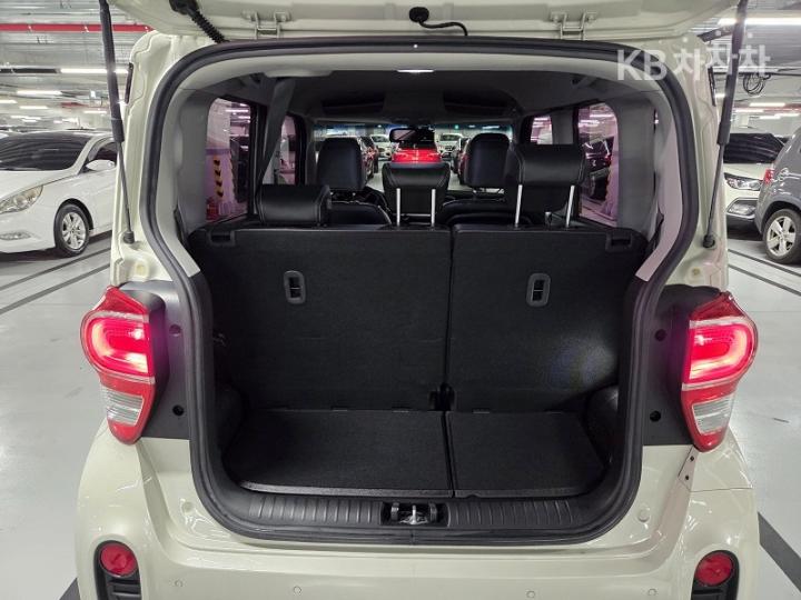 Kia Ray 1.0 Gasoline Luxury 8