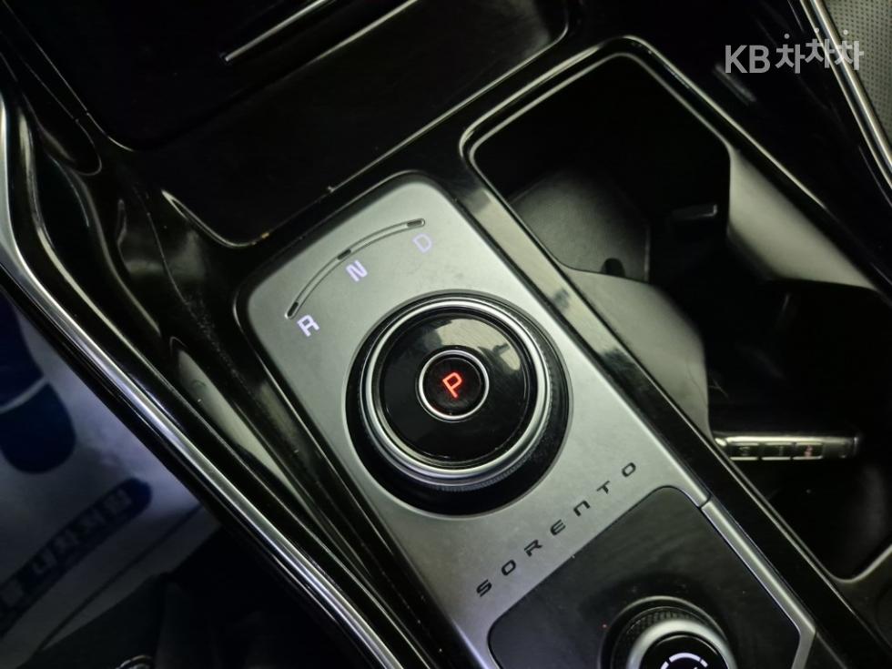 2023 - kia sorento