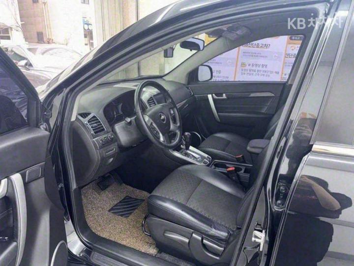 Chevrolet Captiva 2WD LT 6