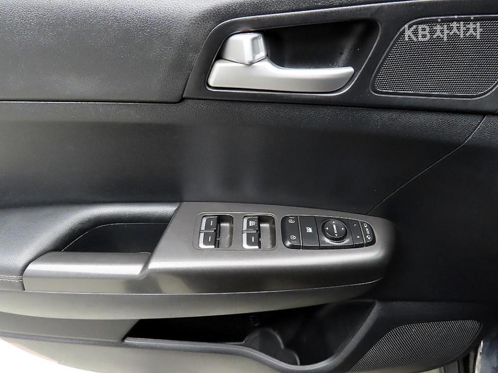 2016 - kia sportage