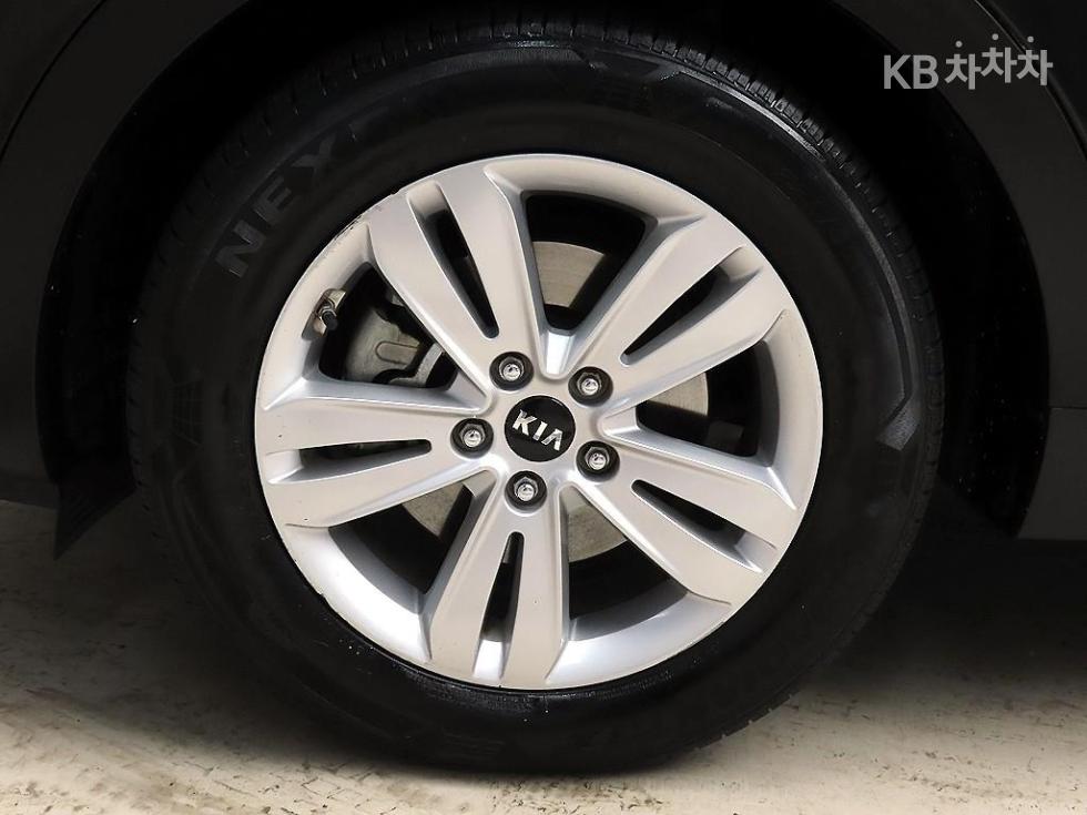 2016 - kia sportage