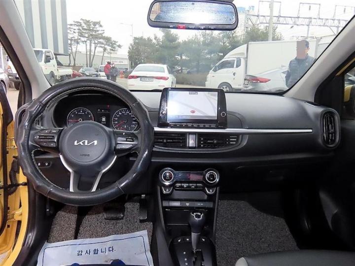 Kia Morning Urban JA 1.0 Gasoline Prestige 8