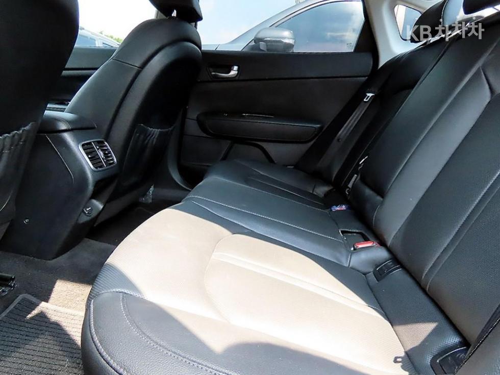 2019 - kia k5