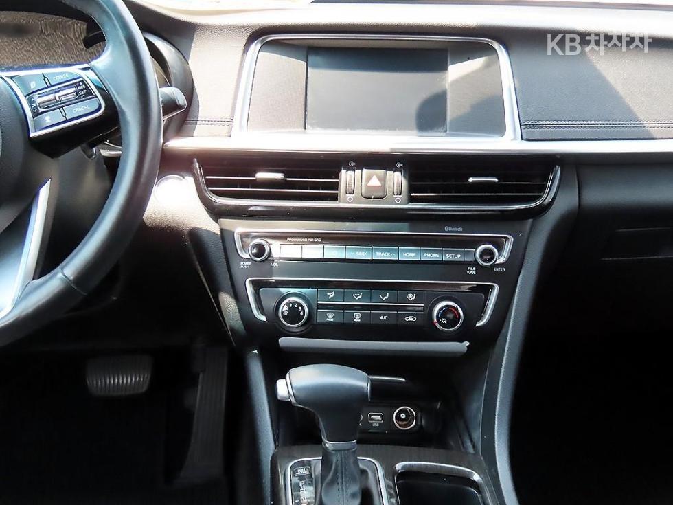 2019 - kia k5