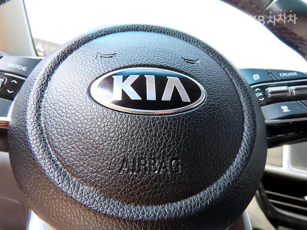 2019 - kia k5