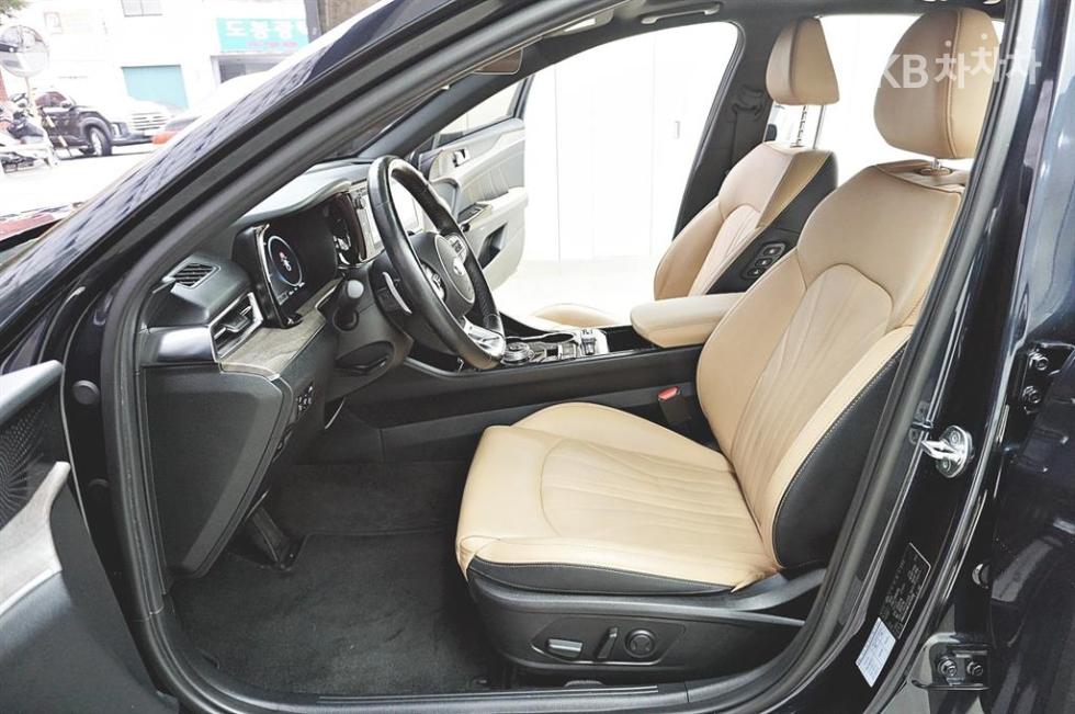 2020 - kia k5