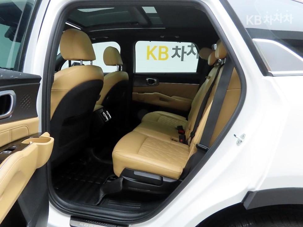 2021 - kia sorento