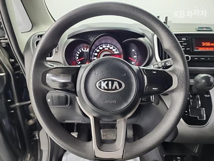 Kia Ray Van 1.0 Gasoline Van Premium Type 10