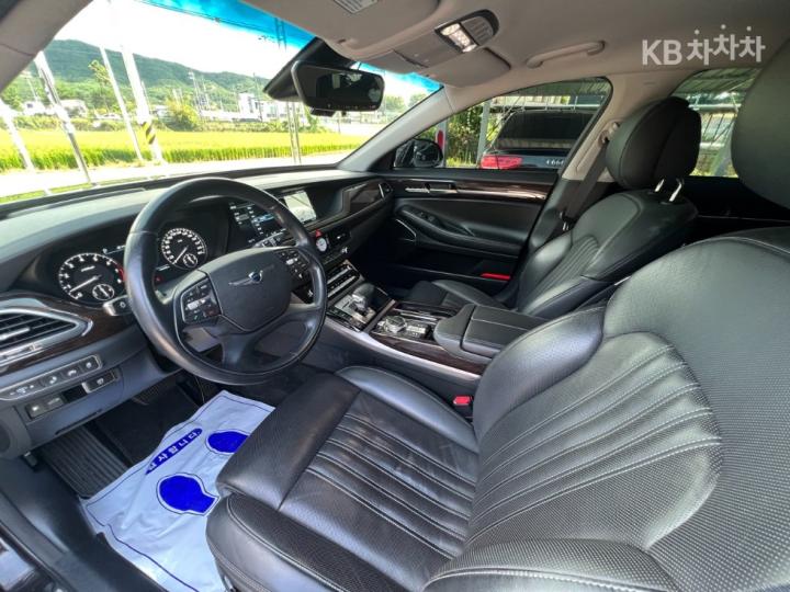 Genesis EQ900 3.8 GDI AWD Premium Luxury 10