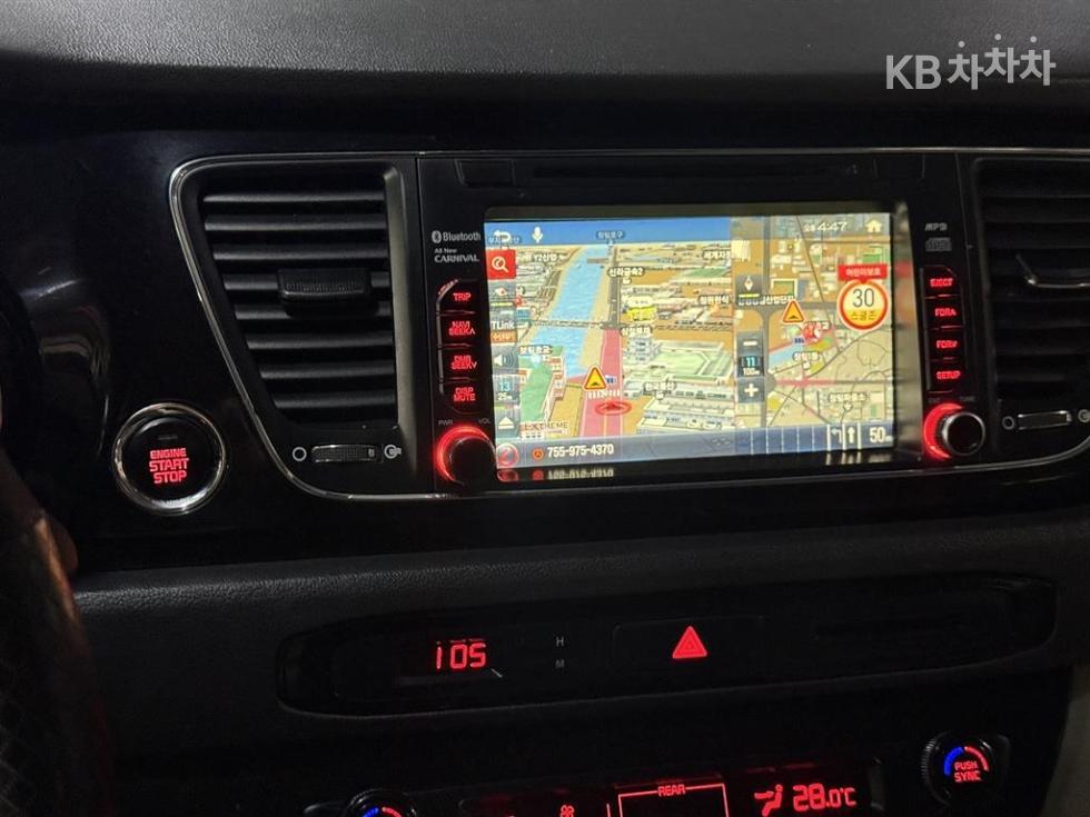 2016 - kia carnival