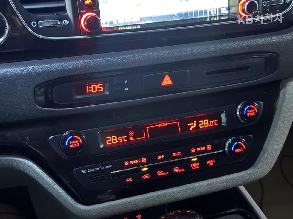 2016 - kia carnival