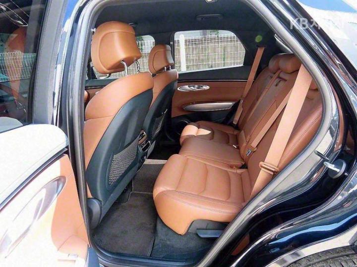 Genesis GV70 Diesel 2.2 AWD 7