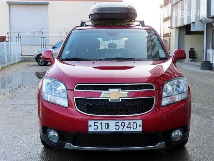 Chevrolet Orlando LT Premium 2