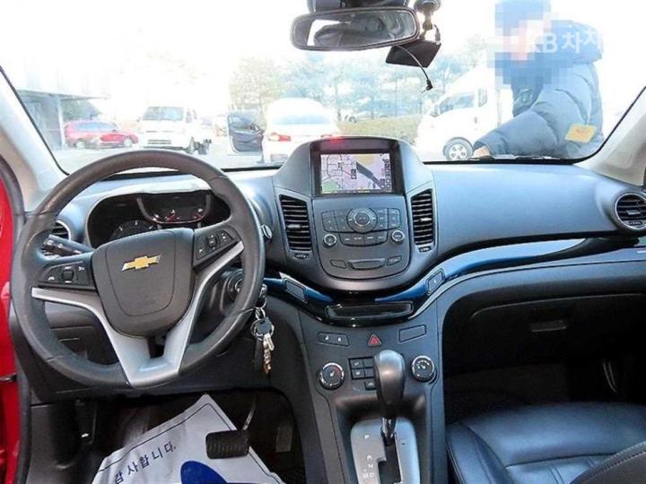 Chevrolet Orlando LT Premium 8