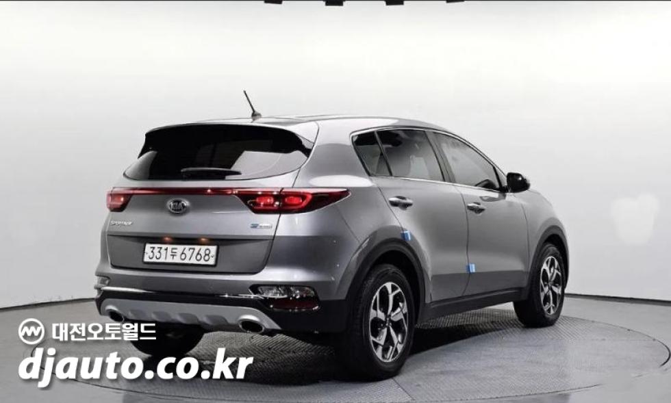 2020 - kia sportage
