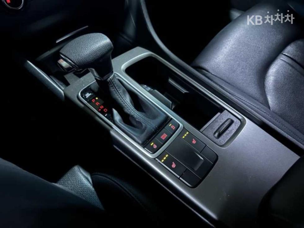 2020 - kia k5