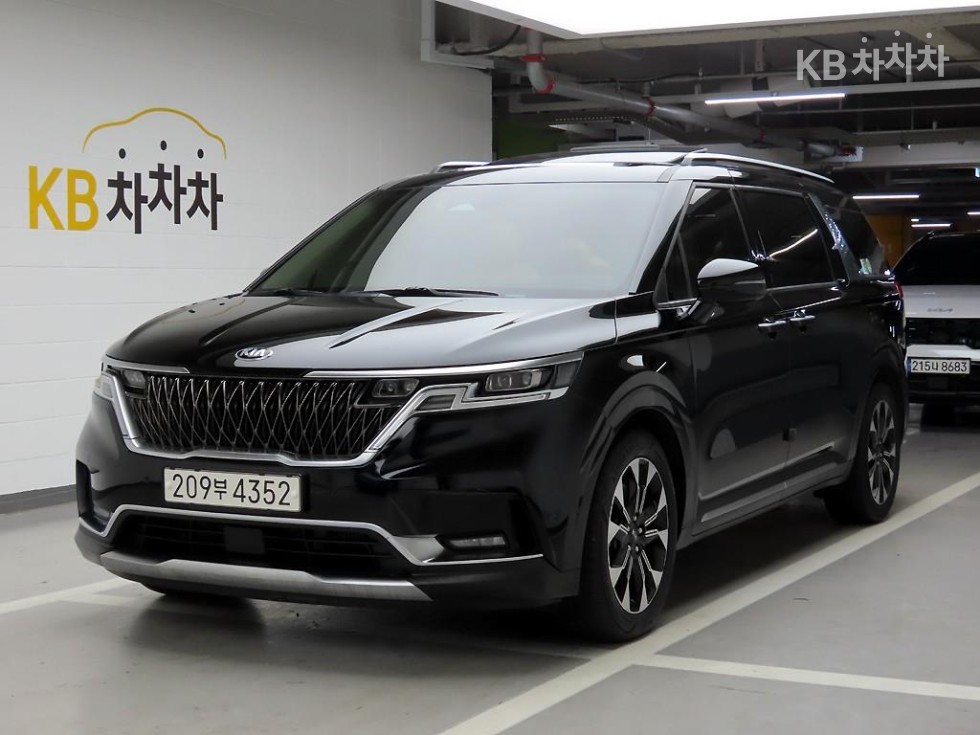2021 - kia carnival
