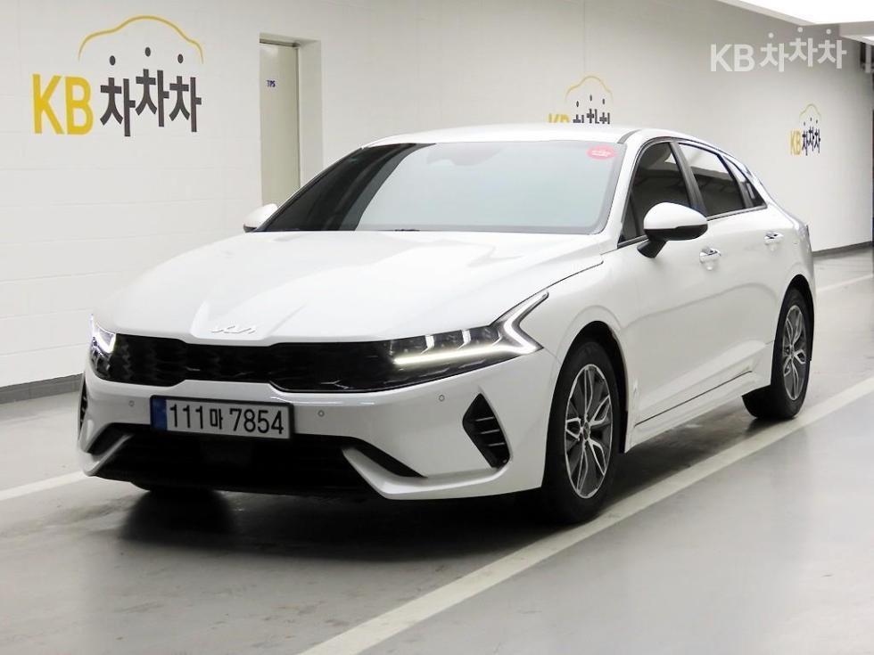 2022 - kia k5