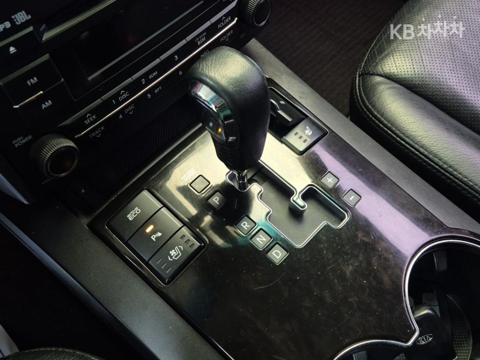 2012 - kia mohave