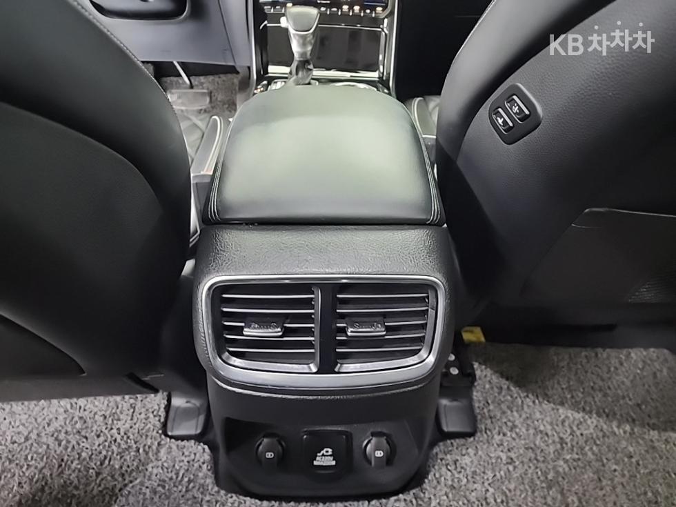 2021 - kia mohave
