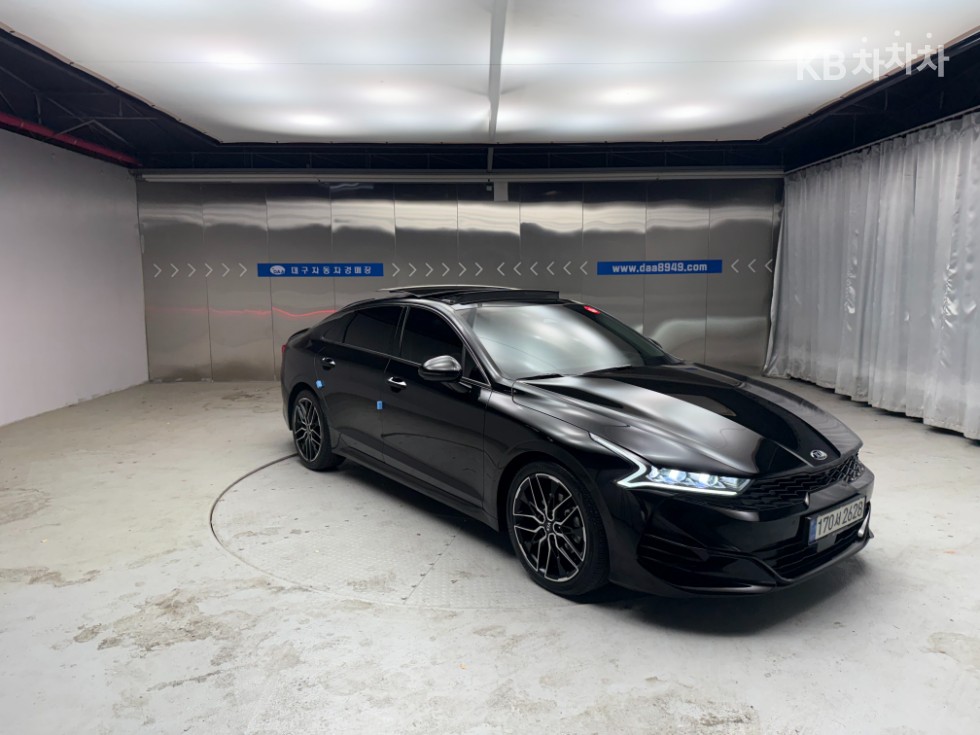 2021 - kia k5