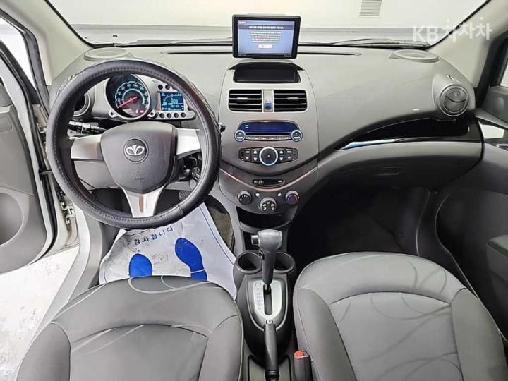 Chevrolet Matiz CREATIVE JAZZ Regular 8