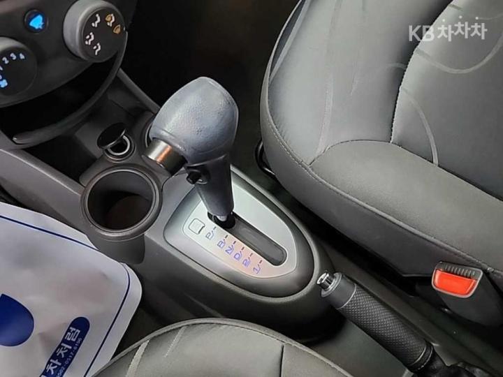 Chevrolet Matiz CREATIVE JAZZ Regular 9