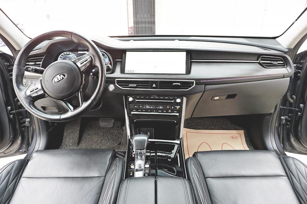 2020 - kia k7
