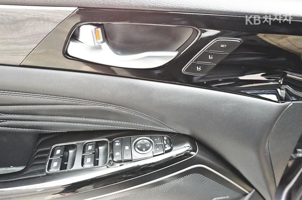 2020 - kia k7