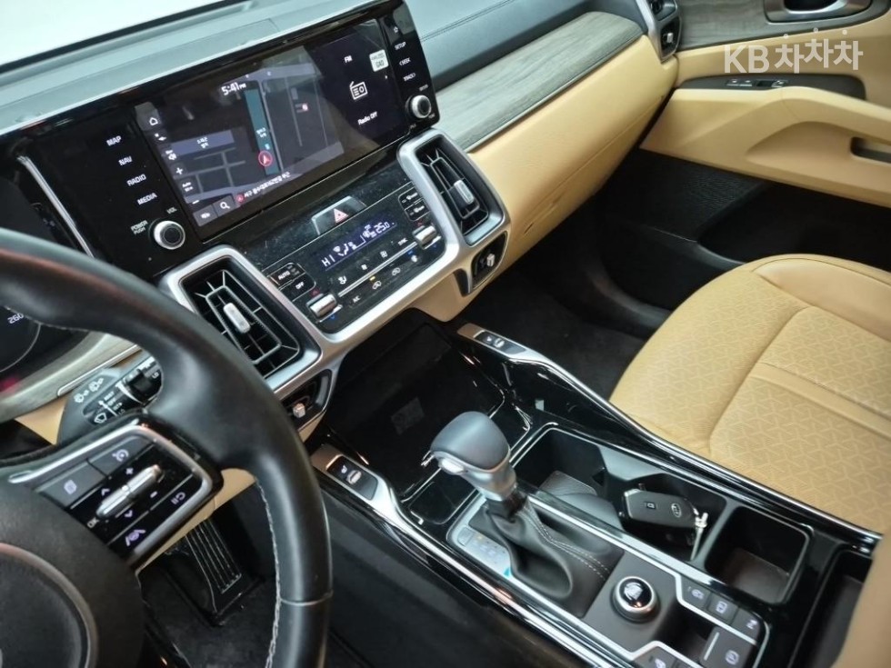 2021 - kia sorento