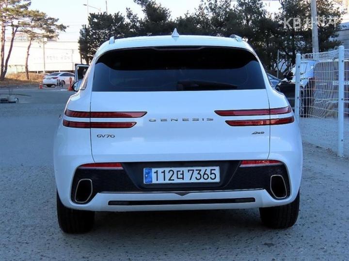 Genesis GV70 Gasoline 2.5T AWD 5