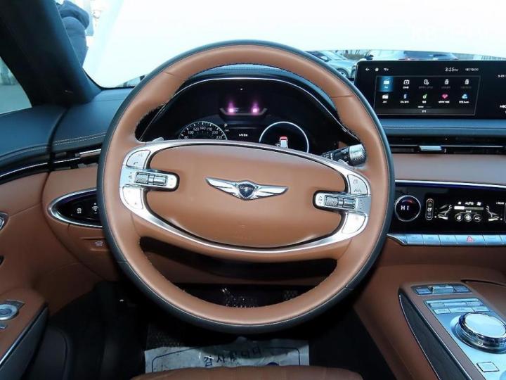Genesis GV70 Gasoline 2.5T AWD 9