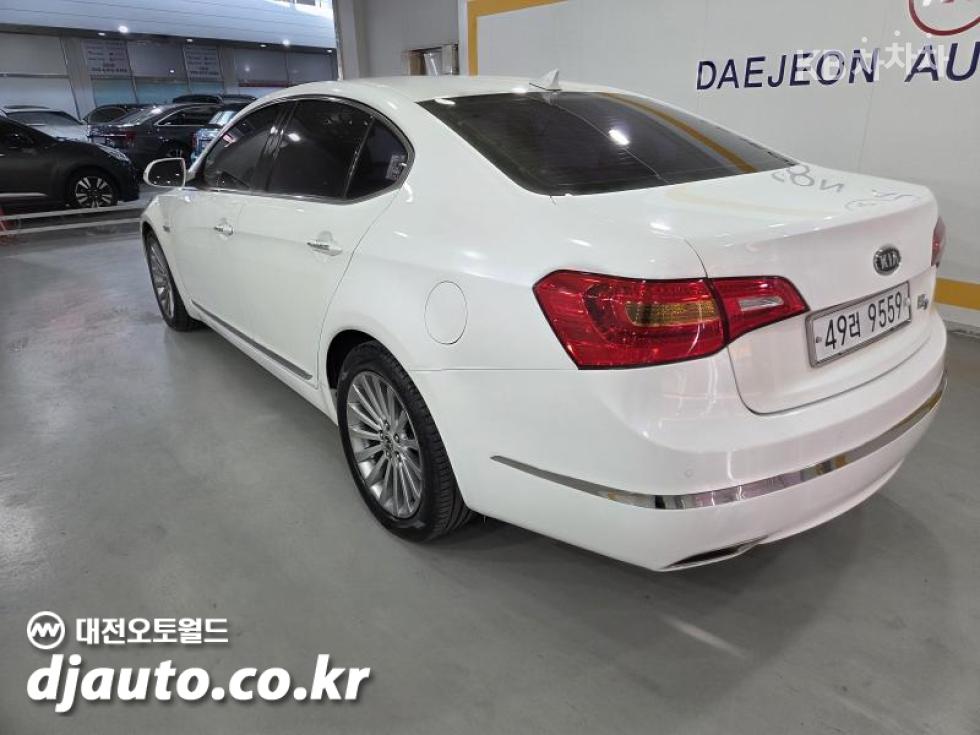2010 - kia k7