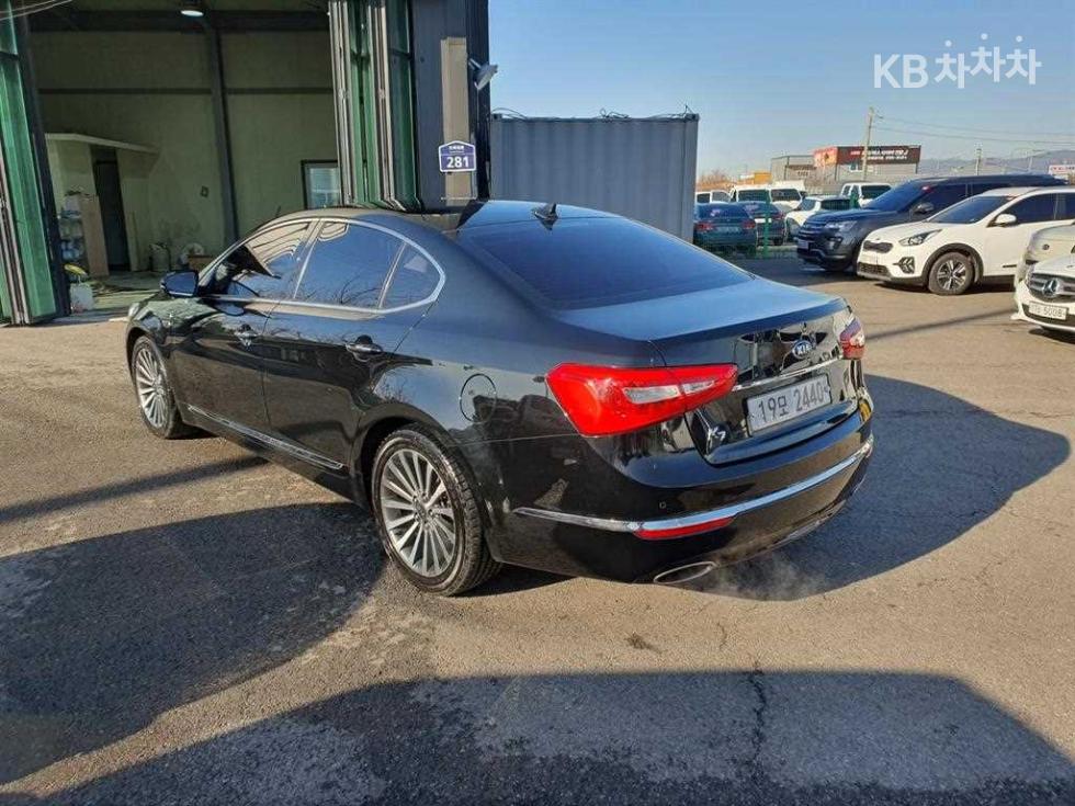 2013 - kia k7