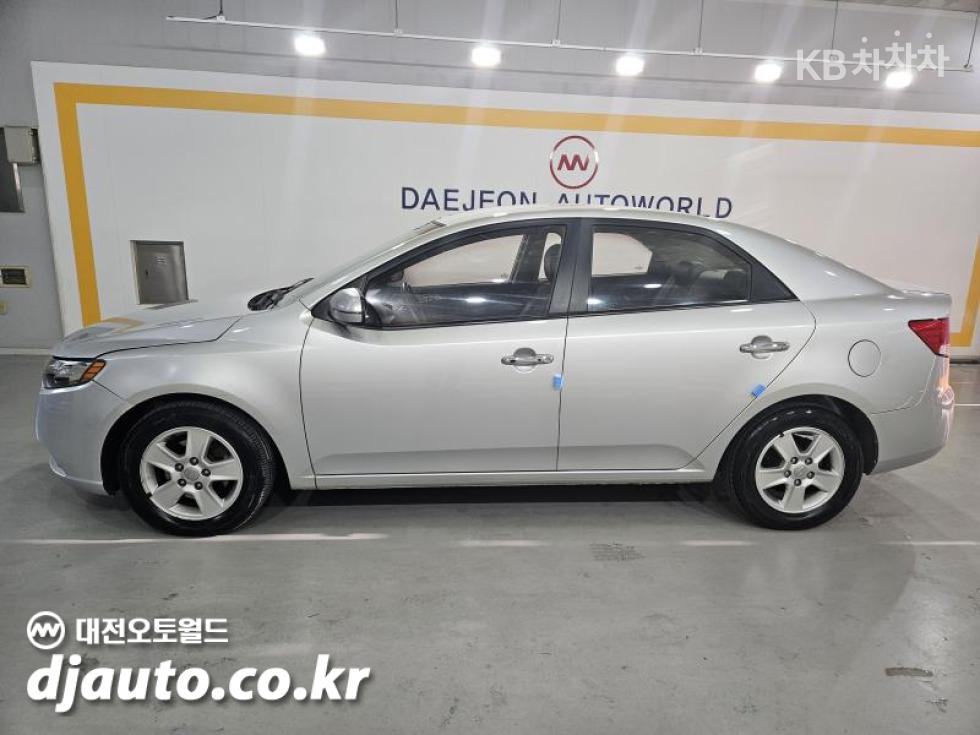 2011 - kia forte