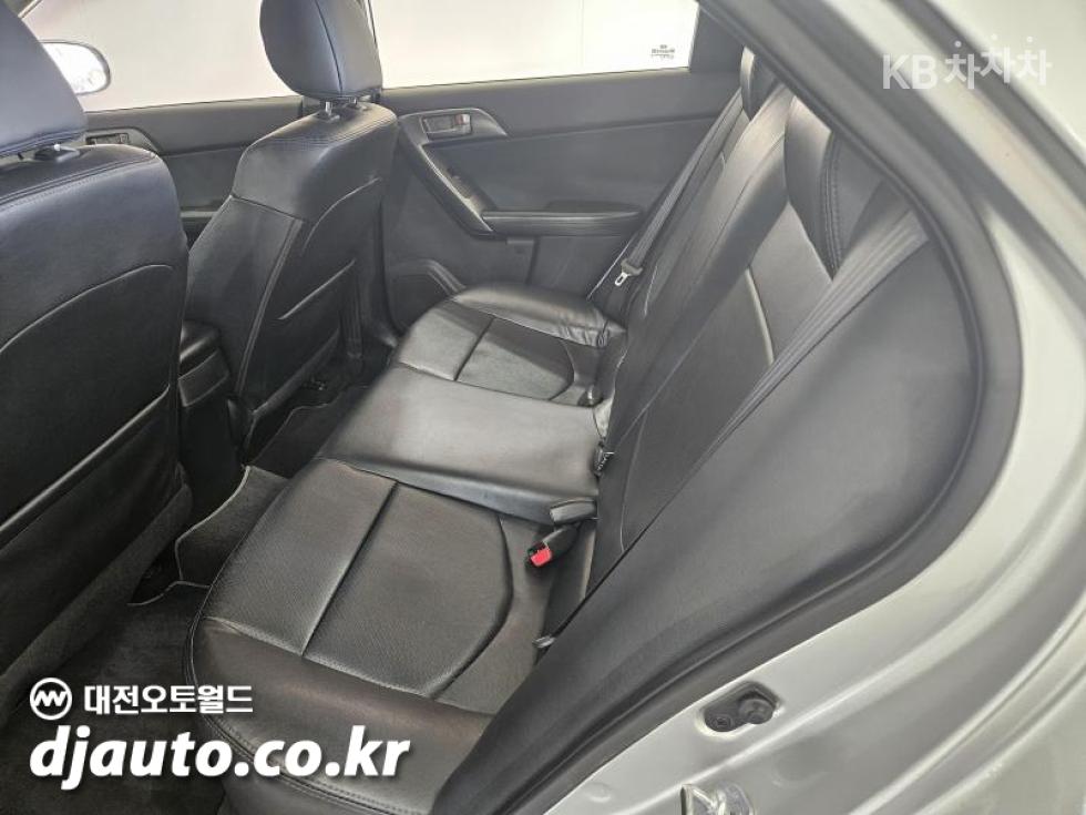 2011 - kia forte