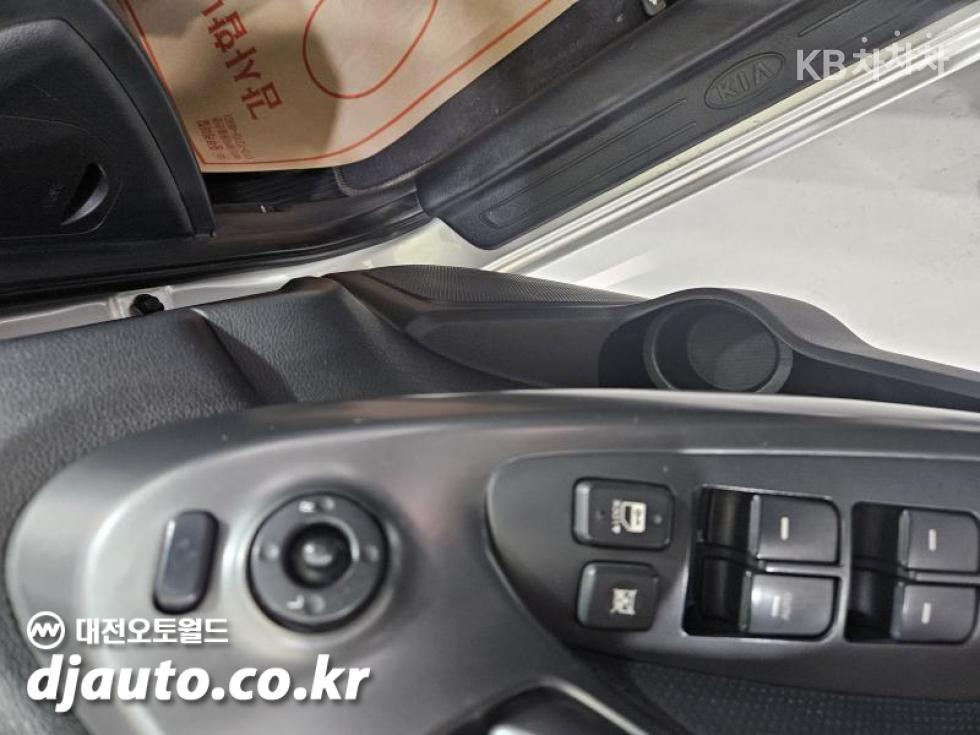 2011 - kia forte