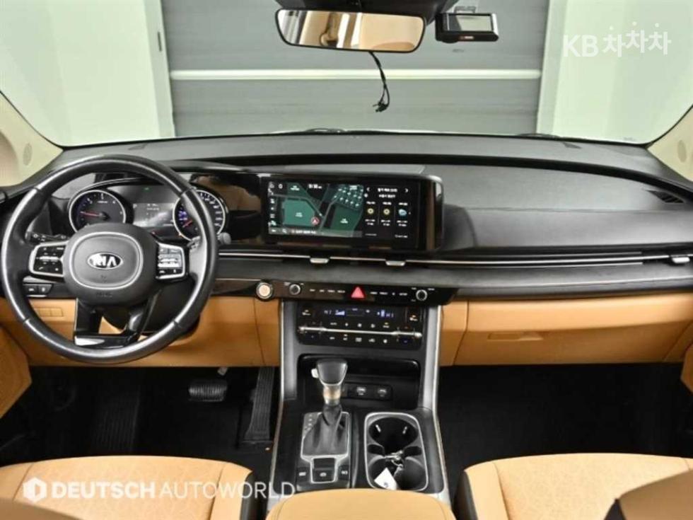 2021 - kia carnival