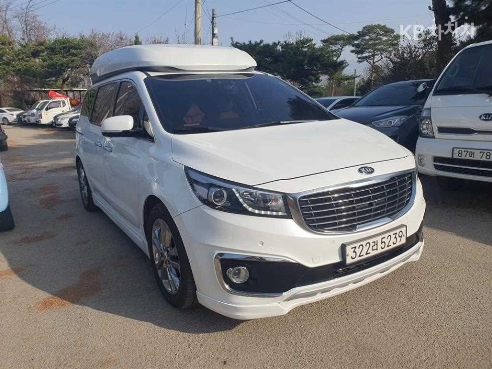 2018 - kia carnival